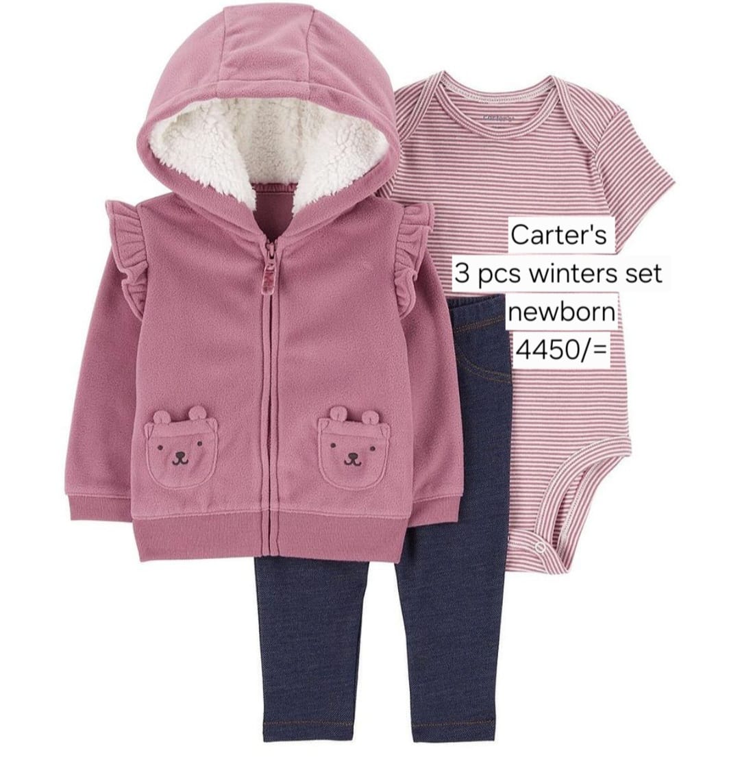 Carter's newborn 3pc set