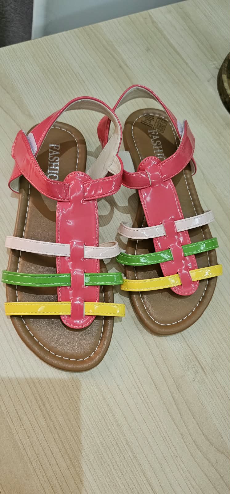 Girls Sandles #37