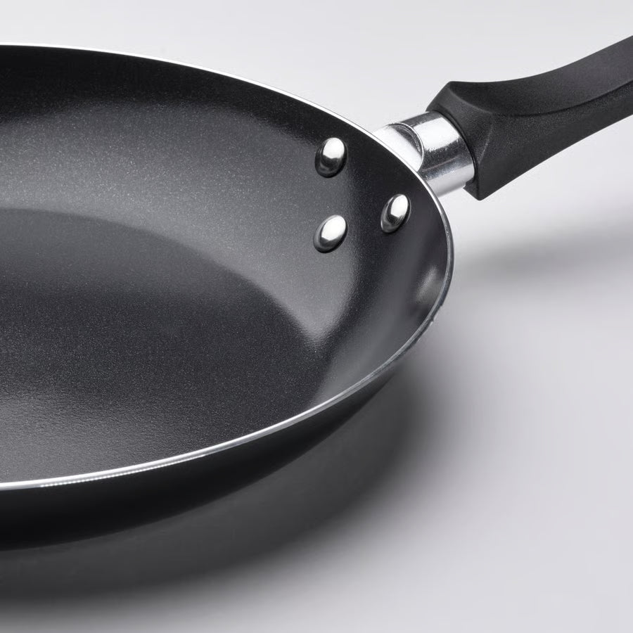 IKEA TAGGHAJ Frying Pan (24 cm, Black) – Lightweight